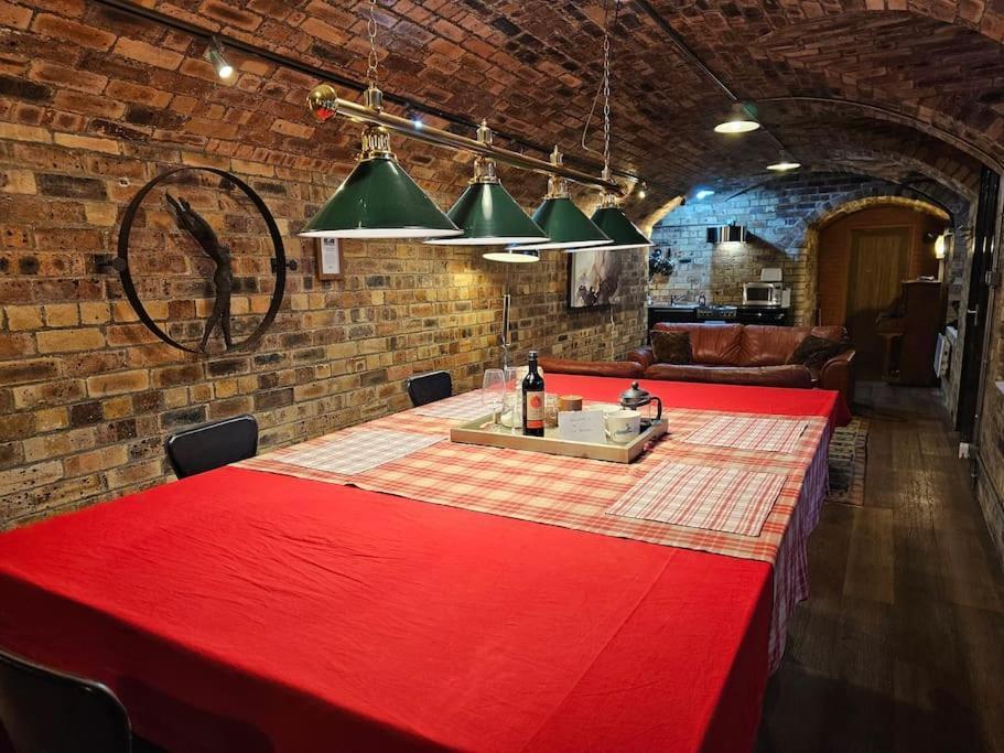 הוילה נורת' קווינספרי The Armoury: Stylish Ww1 Bunker מראה חיצוני תמונה